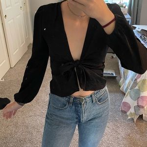 Windsor Tie Front Top